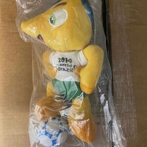 Soccer World Cup 2014 Plush Mascot Fuleco Soccer Mascot Plush New Sealed